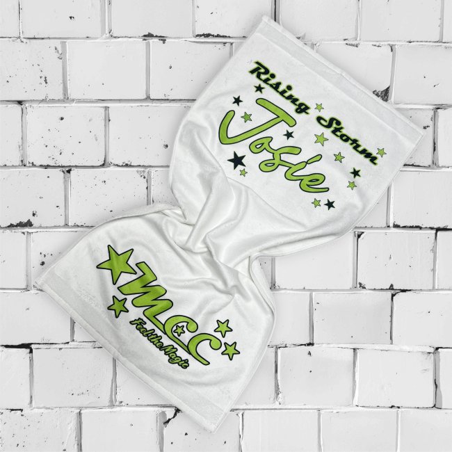 Handtuch MCC - Feel the Magic "PERSONALISIERT" Wähle Dein Team und Namen!